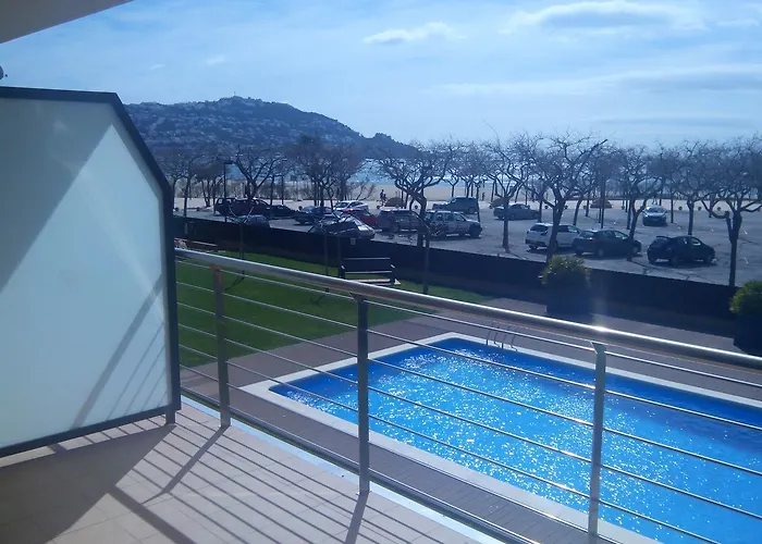 067 Milenium * רוזס